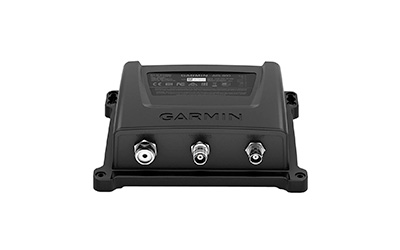 Garmin Radar - AIS 800 Garmin VHP Radio 215i